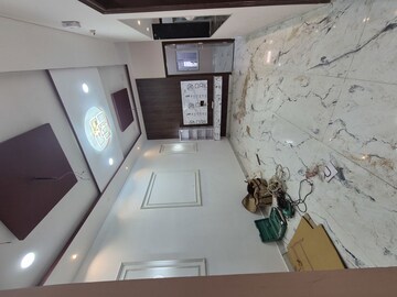 Furnished Amenities in 2 BHK Independent House at Santoshi Nagar – for Sale