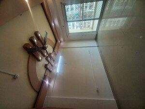 Furnished Amenities in 4 BHK Apartment at Sunshine Helios, Sector 78 – for Sale