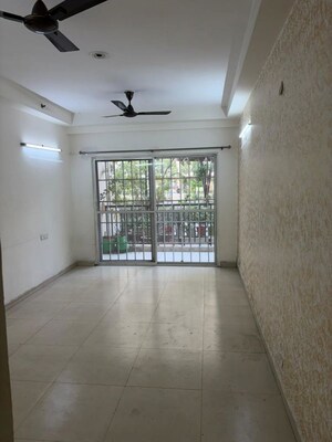 Room in 3 BHK Apartment at Aims Golf Avenue II, Sector 75 – for Rent