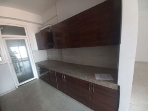 Furnished Amenities in 4 BHK Apartment at Sunshine Helios, Sector 78 – for Sale