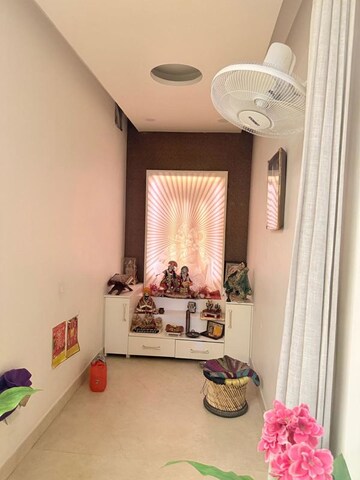Furnished Amenities in 6+ BHK Independent House at Sector 48 – for Sale