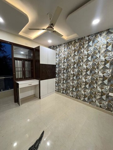 Bedroom in 3 BHK Builder Floor at Uttam Nagar – for Sale