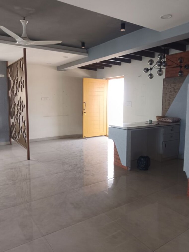Room, kokapet Commercial Office Space 2300 Sq.Ft. In Kokapet Hyderabad 9963135