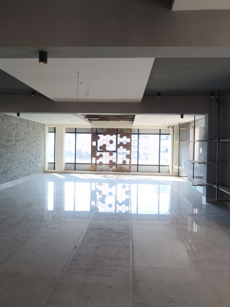 Room, kokapet Commercial Office Space 2300 Sq.Ft. In Kokapet Hyderabad 9963135
