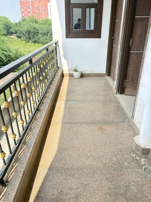 Balcony in 2 BHK Builder Floor at Palm Residency Chhatarpur, Chattarpur – for Rent