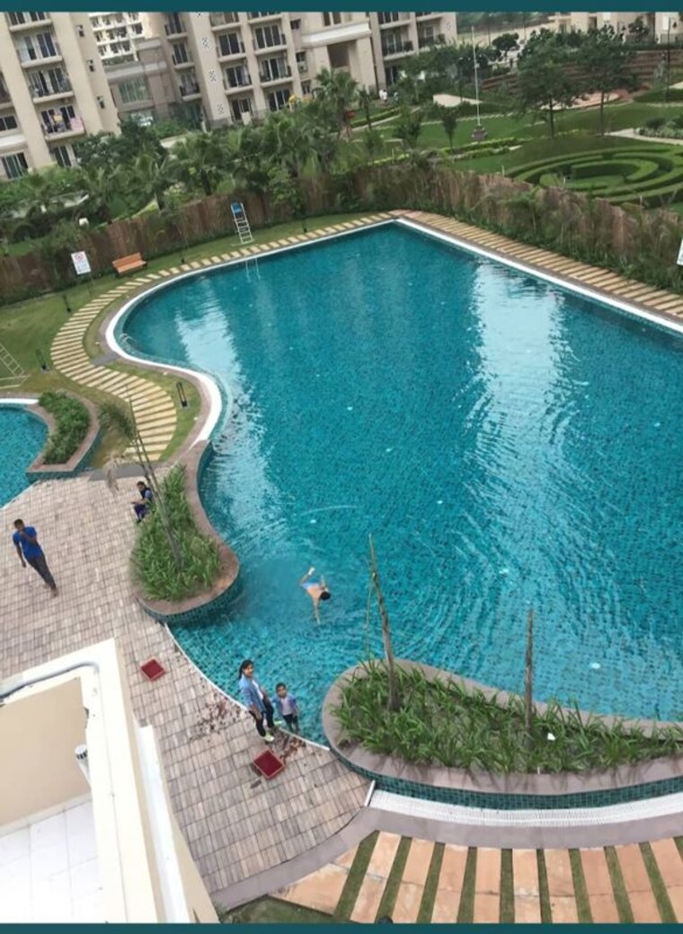 Swimming Pool, amrapali-dream-valley 3 Bedroom 1690 Sq.Ft. Villa In Tech Zone 4 Greater Noida Greater Noida 9963146