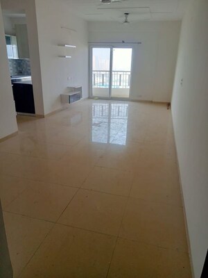 2 BHK Apartment For Rent in Gaur City 2 - 14th Avenue, Sector 16c Greater Noida