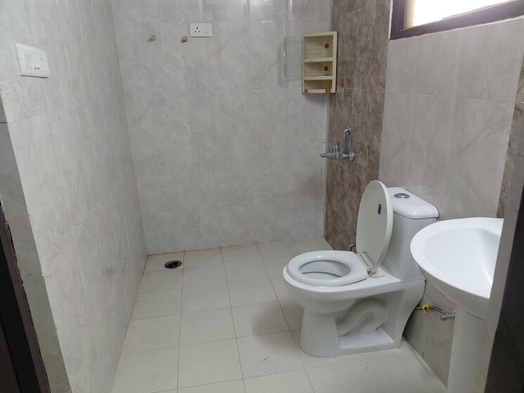 Bathroom, raj-surya-greens 1 Bedroom 400 Sq.Ft. Apartment In Raebareli Road Lucknow 9963162