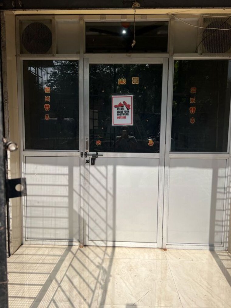  Parking, koldongri Commercial Shop 300 Sq.Ft. In Koldongri Mumbai 9963183