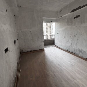 Room in 3.5 BHK Apartment at Jaypee Kasa Isles, Sector 129 – for Sale