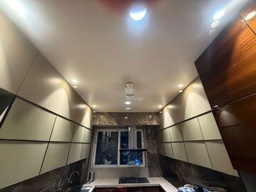 Furnished Amenities in 6 BHK Apartment at Andheri West – for Rent