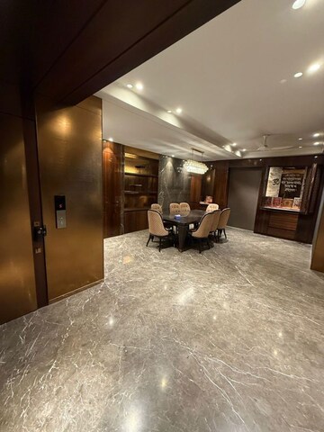 Parking in 6 BHK Apartment at Andheri West – for Rent