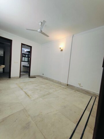 Room in 3 BHK Builder Floor at Shivalik Colony – for Rent