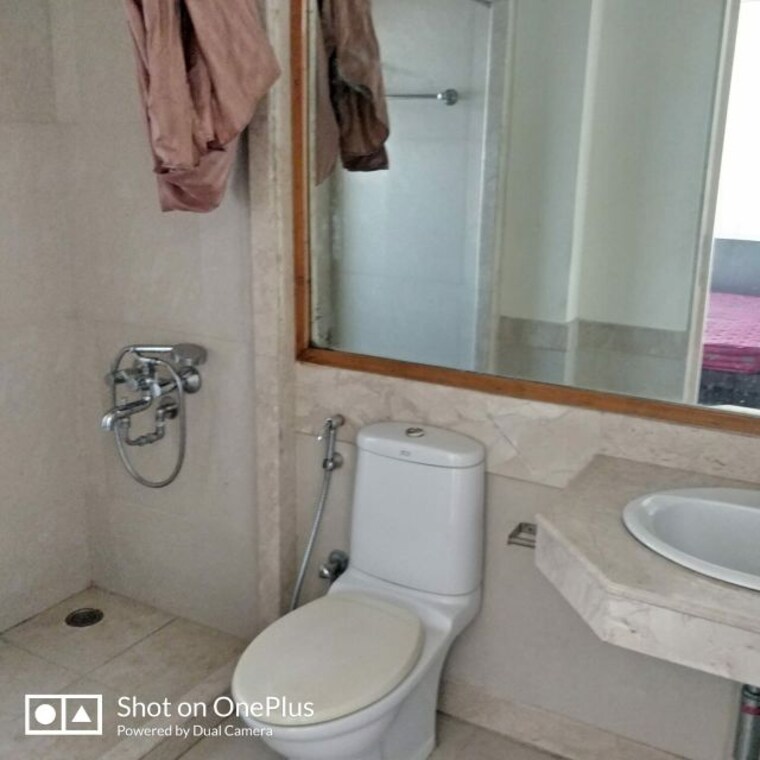 Bathroom, hiranandani-gardens-eldora 3 Bedroom 1490 Sq.Ft. Apartment In Powai Mumbai 9963296
