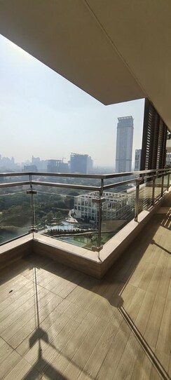 4 BHK + Pooja Room,Servant Room,Study Room,Extra Room Apartment For Sale in M3M Golf Estate