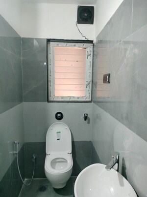 Bathroom in 2.5 BHK Apartment at Omkar Ananta, Goregaon East – for Rent