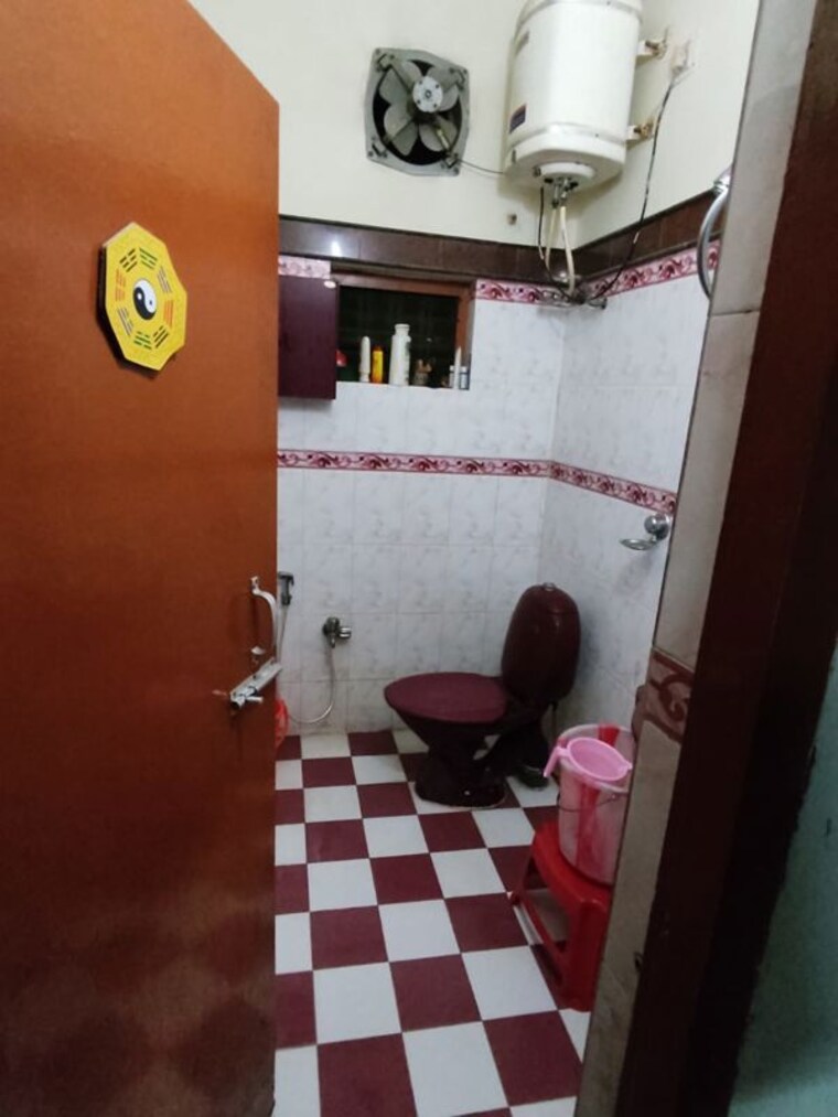 Bathroom, joy-residency-trimulgherry 3 Bedroom 1700 Sq.Ft. Independent House In Tirumalagiri Hyderabad 9963335