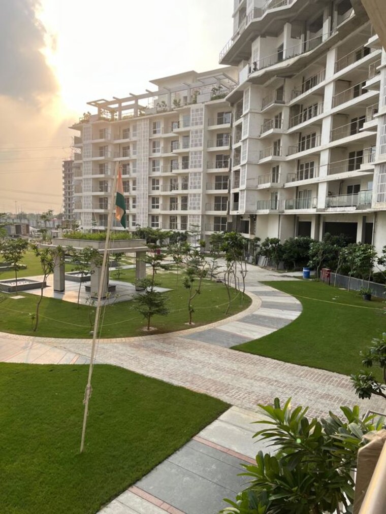 Exterior View, godrej-palm-retreat 3 Bedroom 2000 Sq.Ft. Apartment In Sector 150 Noida 9963341