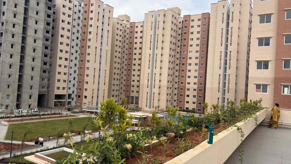 2 BHK + Pooja Room Apartment For Sale in Shriram 107 South East