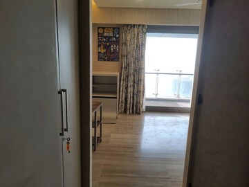 4 BHK Apartment – Entrance View at Lodha World Crest, Worli - for Rent