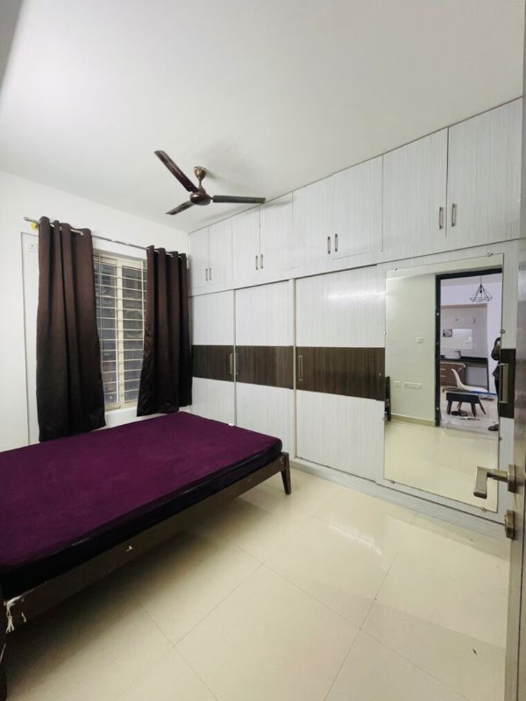Room, hsr layout 2 Bedroom 1300 Sq.Ft. Builder Floor In Hsr Layout Bangalore 9963382