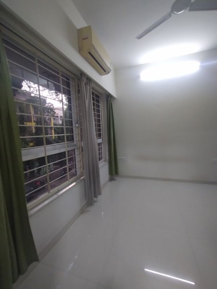 Room, ambrosial-kesarban 3 Bedroom 950 Sq.Ft. Apartment In Santacruz East Mumbai 9963385