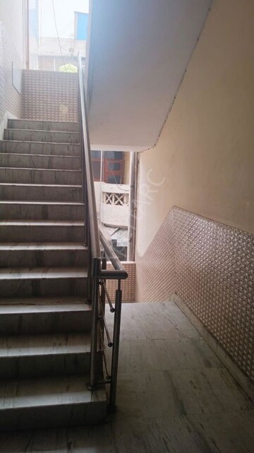 Staircase in 1 BHK Builder Floor at DLF Dilshad Plaza, Shalimar Garden – for Sale