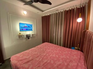 Bedroom in 2 BHK Builder Floor at Amrapali Vaishali, Vaishali Sector 3 – for Rent