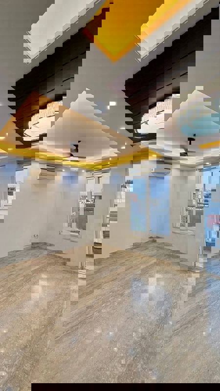 2 BHK + Servant Room 1330 Sq.Ft. Apartment in M3M Marina