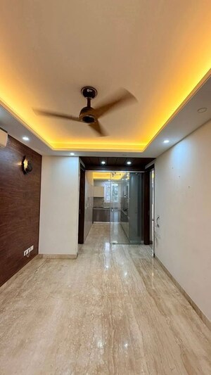 Room in 2 BHK Apartment at M3M Marina, Sector 68 – for Sale
