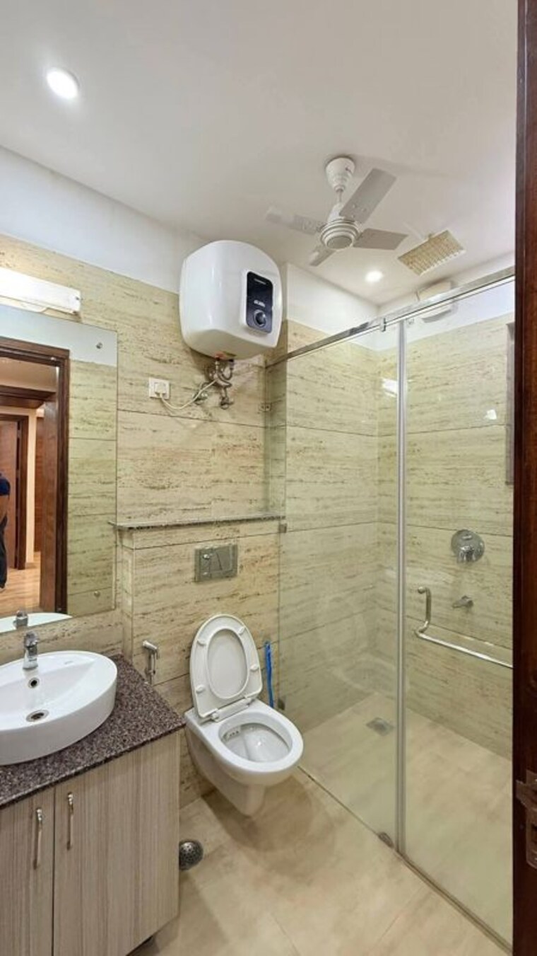 Bathroom, m3m-marina 2 Bedroom 1330 Sq.Ft. Apartment In Sector 68 Gurgaon 9963415