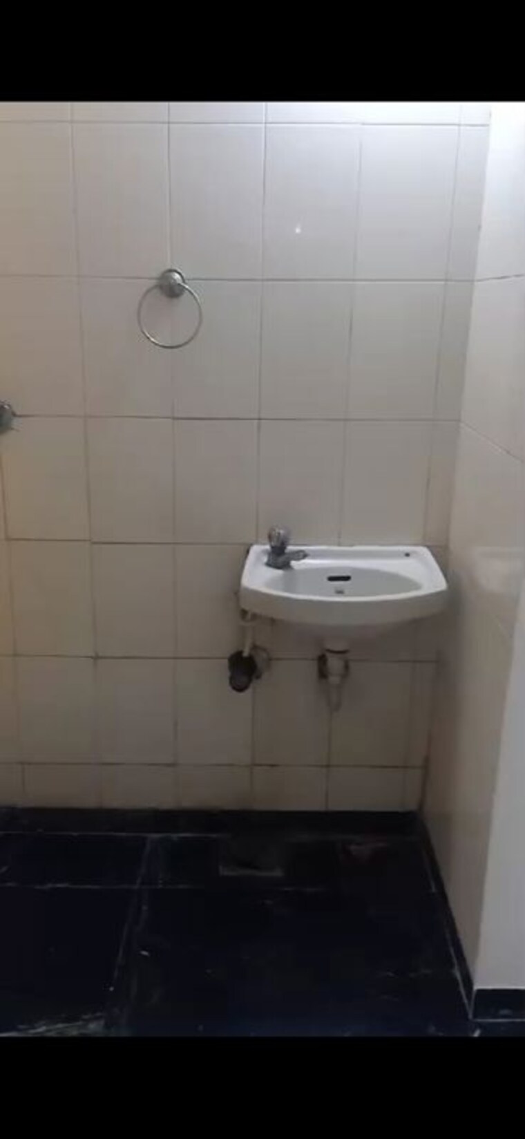 Bathroom, sheth-vasant-galaxy 2 Bedroom 885 Sq.Ft. Apartment In Goregaon West Mumbai 9963424
