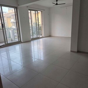 Room in 2 BHK Apartment at Vatika Xpressions, Sector 88b – for Rent
