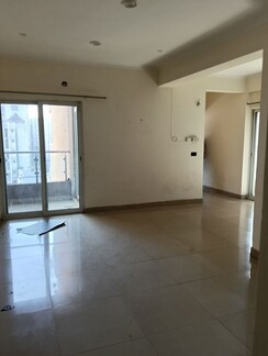 2 BHK + Study Room Apartment For Sale in Gaurs Cascades