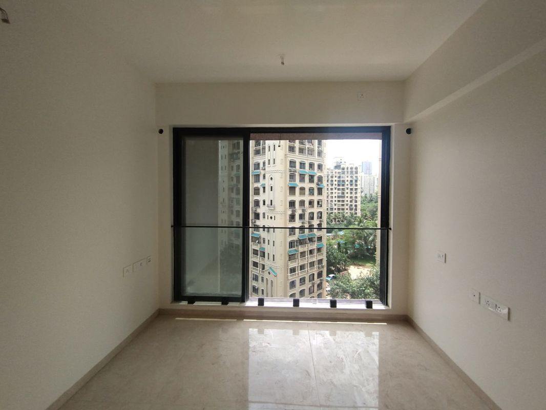 4 BHK + Pooja Room,Servant Room,Study Room,Extra Room,Store Room Apartment For Sale in Dosti Eastern Bay Phase 3