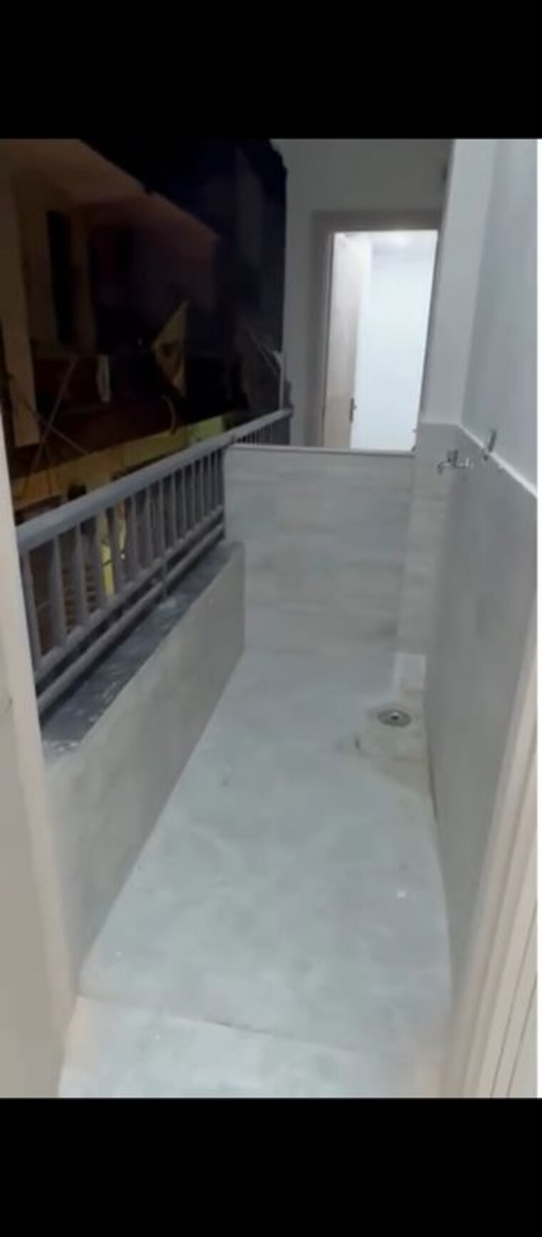 Balcony, dwarka mor 2 Bedroom 55 Sq.Yd. Builder Floor In Dwarka Mor Delhi 9963498