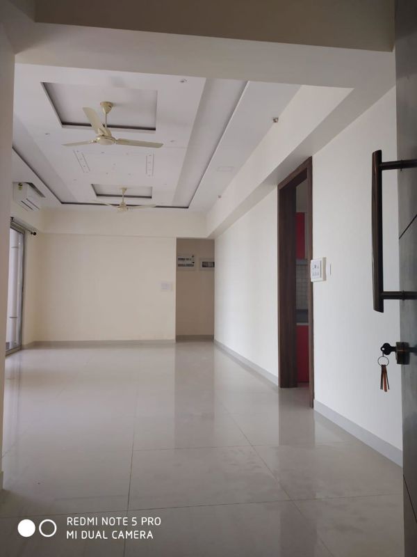 3 BHK Apartment For Rent in Sheth Polaris
