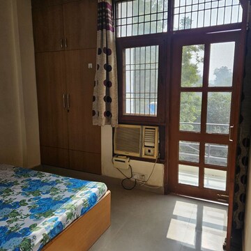 Room in 1 RK Builder Floor at Ansal Plaza Sector-23, Sector 23 – for Rent