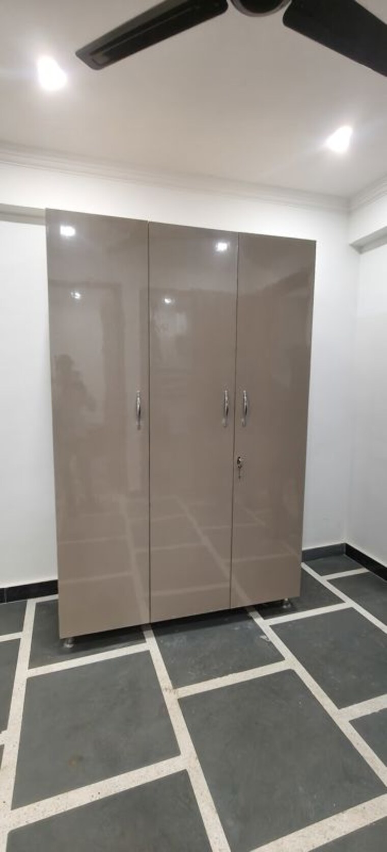 undefined, unitech-infospace 1.5 Bedroom 900 Sq.Ft. Builder Floor In Sector 21 Gurgaon 9963529