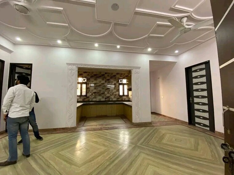  Parking, palm-residency-chhatarpur 2 Bedroom 1100 Sq.Ft. Builder Floor In Chattarpur Delhi 9963536