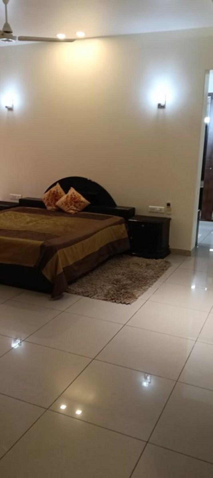 Living Room, sector 40 6+ Bedroom 2250 Sq.Ft. Independent House In Sector 40 Chandigarh 9959539