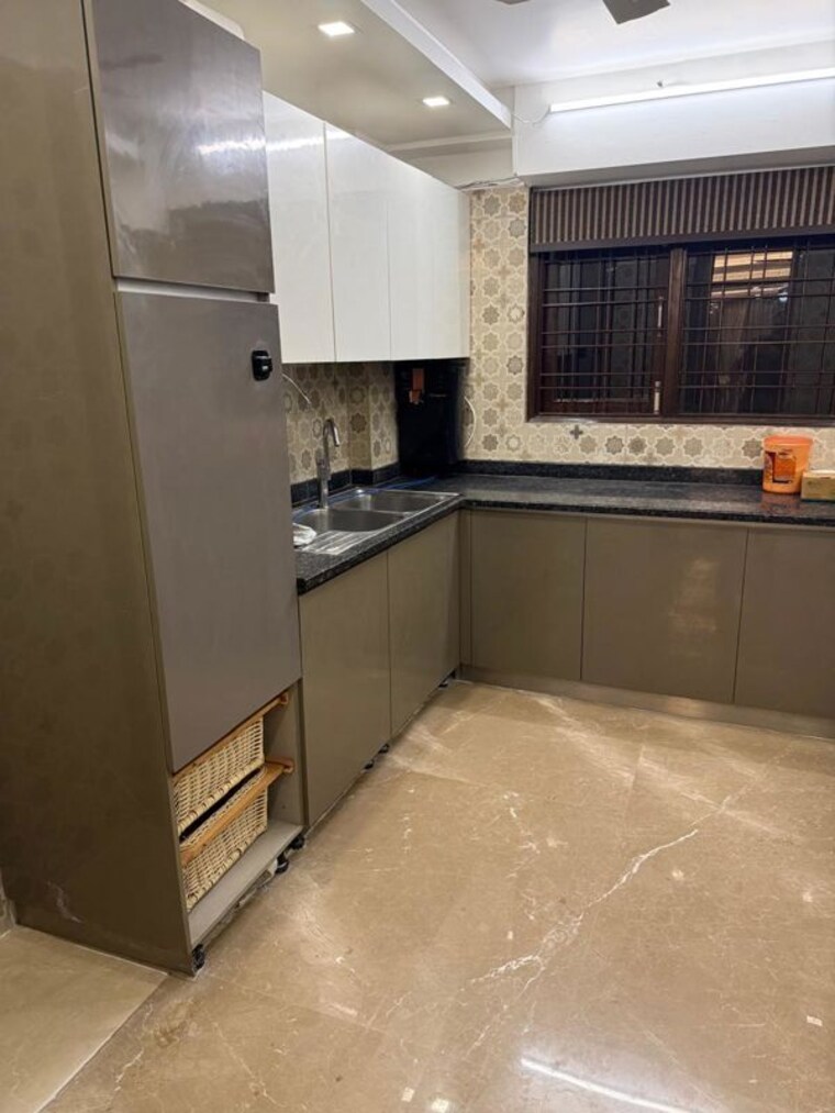 Kitchen, ansal-plaza-sector-23 4 Bedroom 3500 Sq.Ft. Builder Floor In Sector 23 Gurgaon 9963561