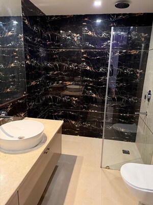 Bathroom in 4 BHK Builder Floor at Ansal Plaza Sector-23, Sector 23 – for Rent