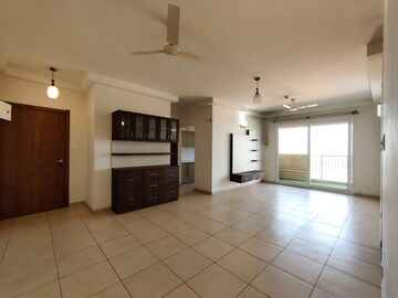 Room in  Apartment at Bhartiya City, Thanisandra Main Road – for Rent