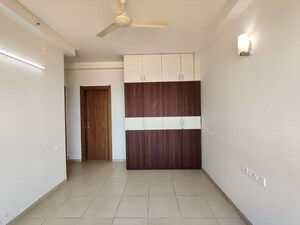 Room in  Apartment at Bhartiya City, Thanisandra Main Road – for Rent