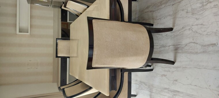 Living Room, jaypee-green-sun-court-tower-iii 3 Bedroom 3800 Sq.Ft. Apartment In Jaypee Greens Greater Noida 9963569