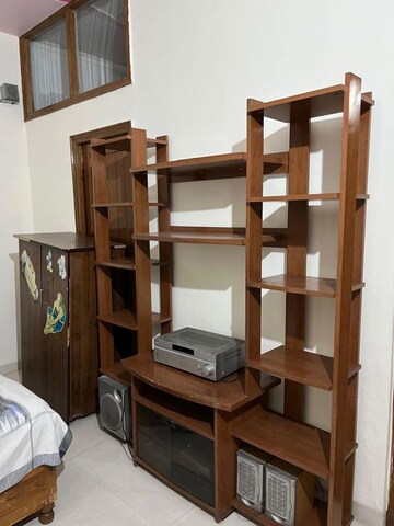 Furnished Amenities in 2 BHK Builder Floor at Sector 51 – for Sale