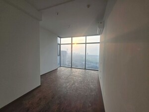 Room in 3 BHK Apartment at Piramal Mahalaxmi, Mahalaxmi – for Rent