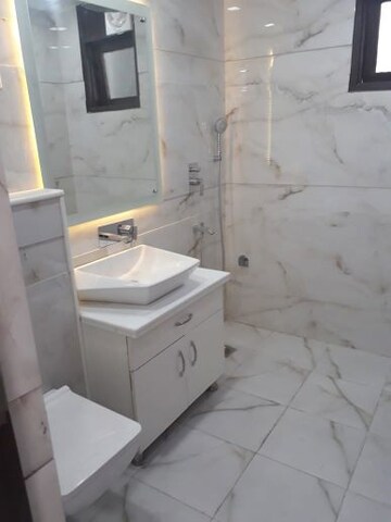 Attached Bathroom in 3 BHK Apartment at Sector 7 Dwarka – for Rent