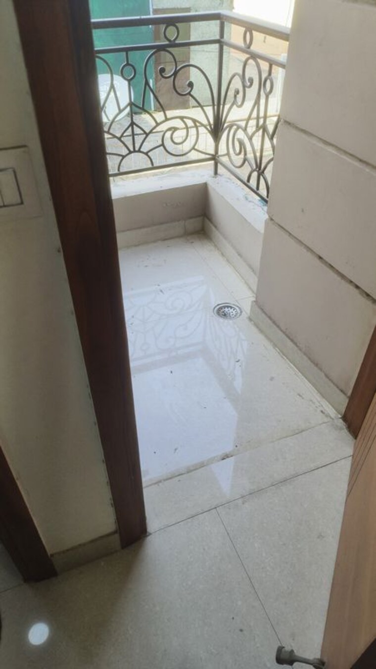 Room, old rajinder nagar Pg For Girls In Old Rajinder Nagar 9963634